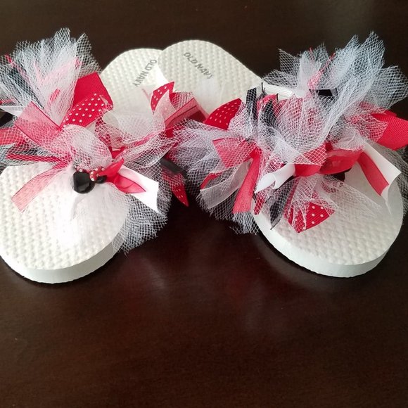Mickey & Minnie Mouse Flip Flops for Girls Sz 1-2 - Picture 3 of 4